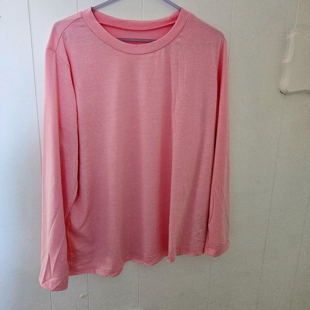 🆕Women's Light Pink Long Sleeve T-Shirt